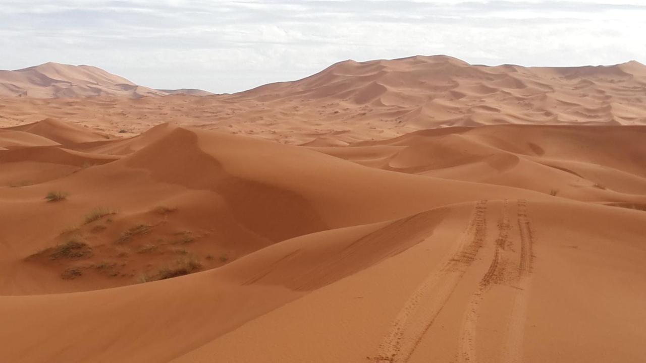 Riad Amar Мерзуга Экстерьер фото
