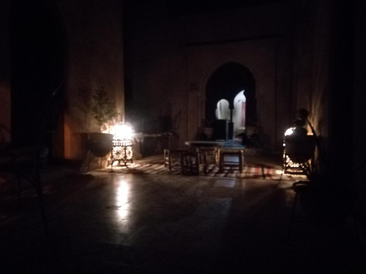 Riad Amar Мерзуга Экстерьер фото